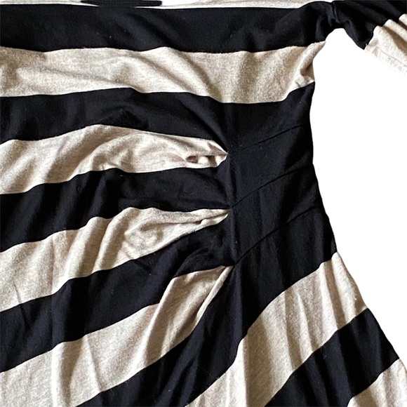 Calvin Klein Wm’s Sz 4 Black Brown Striped Ruched Soft Jersey BodyCon Midi Dress - Picture 2 of 3